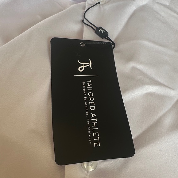 Classic White Men's Dress Shirt - Picture 3 of 3